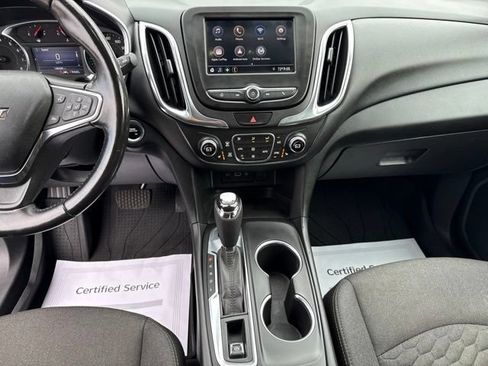 Used 2020 Chevrolet Equinox LT w/ Driver Convenience Package AWD/4WD image 19