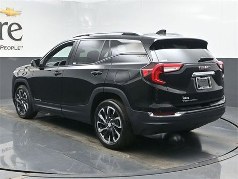 Used 2022 GMC Terrain SLT w/ Infotainment Package II image 35