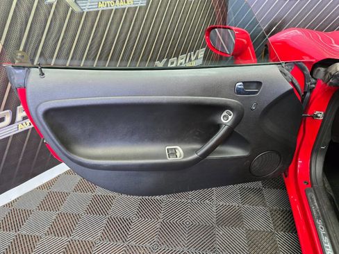 Used 2007 Pontiac Solstice GXP image 17