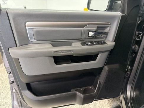 Used 2019 RAM 1500 Classic Warlock w/ Electronics Group image 9