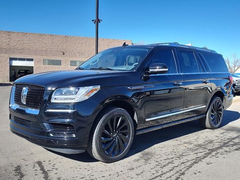 Used 2021 Lincoln Navigator L Reserve image 1