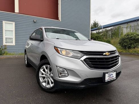 Used 2018 Chevrolet Equinox LS AWD/4WD image 1