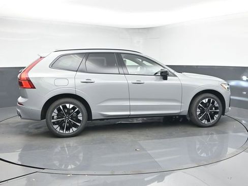 New 2026 Volvo XC60 B5 Plus w/ Protection Package Premier image 8