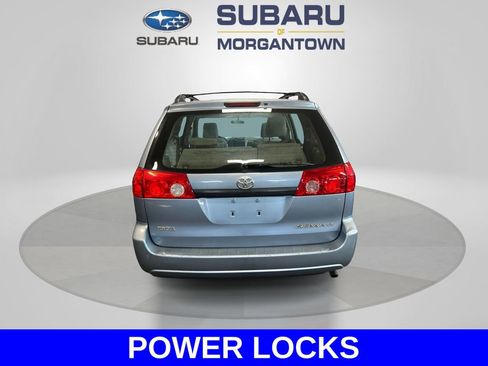 Used 2010 Toyota Sienna CE image 6