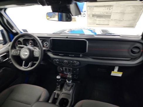 New 2025 Jeep Wrangler Rubicon w/ Xtreme 35 Tire Package image 24