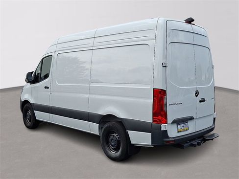 Used 2025 Mercedes-Benz Sprinter 2500 image 7