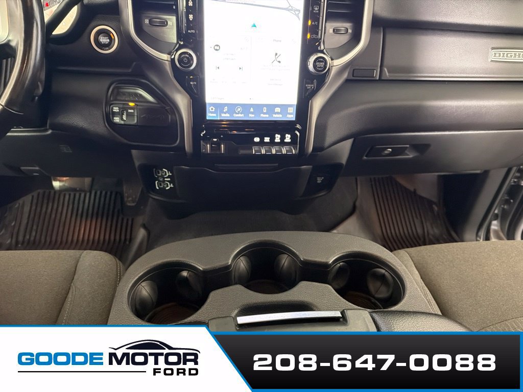 Used 2022 RAM 2500 Big Horn w/ Level C Equiment Group AWD/4WD image 18