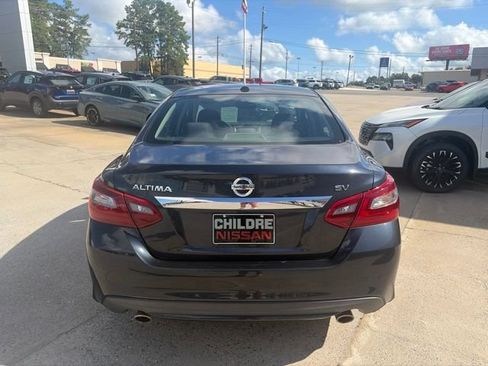 Used 2018 Nissan Altima 2.5 SV w/ 2.5 SV Technology Package FWD image 7