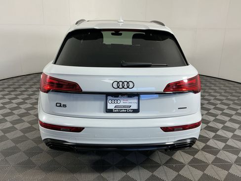 Used 2024 Audi Q5 e Premium Plus w/ Premium Plus Package image 7