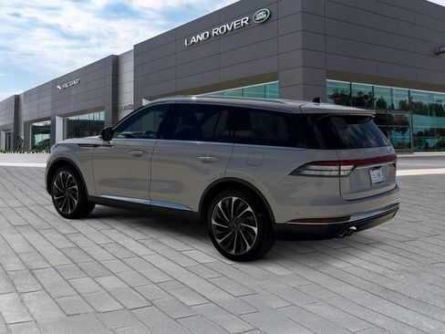Used 2022 Lincoln Aviator Reserve w/ Equipment Group 201A RWD image 3