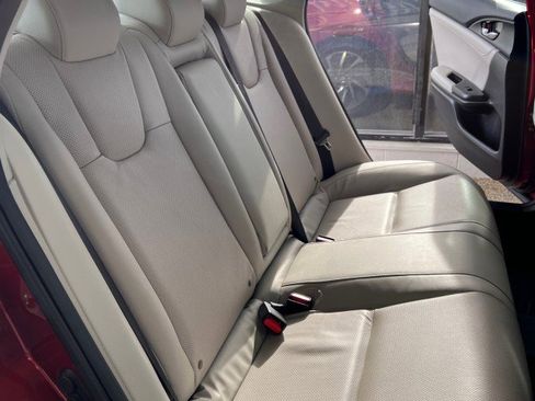 Used 2021 Honda Insight Touring image 12