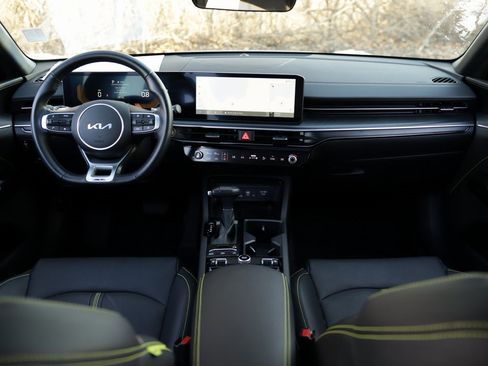 Used 2025 Kia K5 GT image 23
