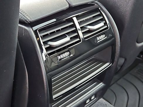 Used 2023 BMW 530i xDrive w/ Premium Package image 11