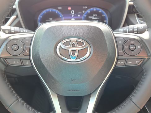 Certified 2026 Toyota Corolla Cross XLE w/ Convenience Package AWD/4WD image 29
