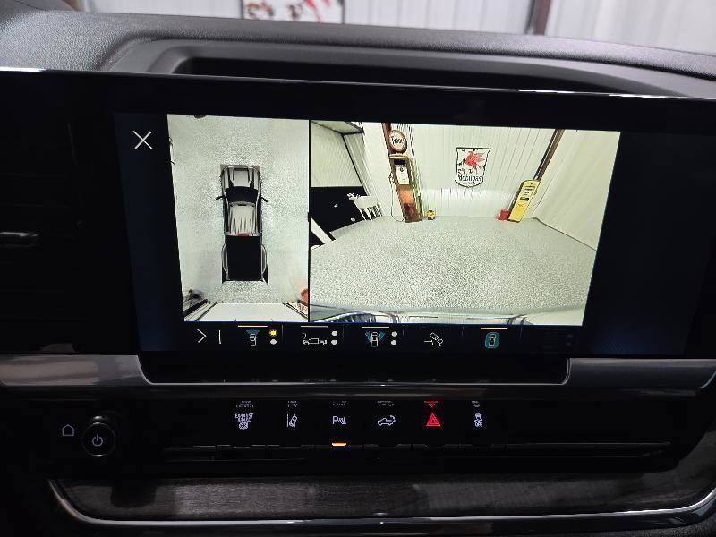 Used 2024 Chevrolet Silverado 3500 LTZ w/ LTZ Plus Package AWD/4WD image 21