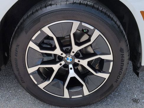 New 2025 BMW X3 xDrive30i w/ Convenience Package AWD/4WD image 11