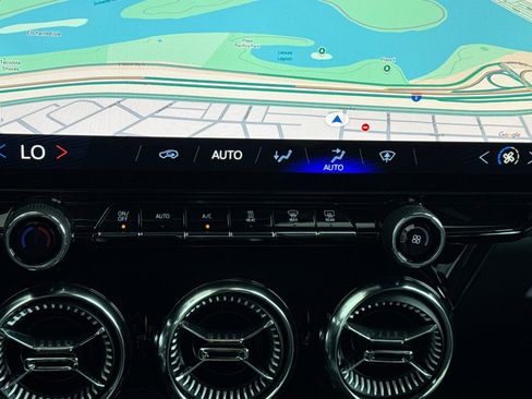 New 2025 Chevrolet Blazer EV LT image 21