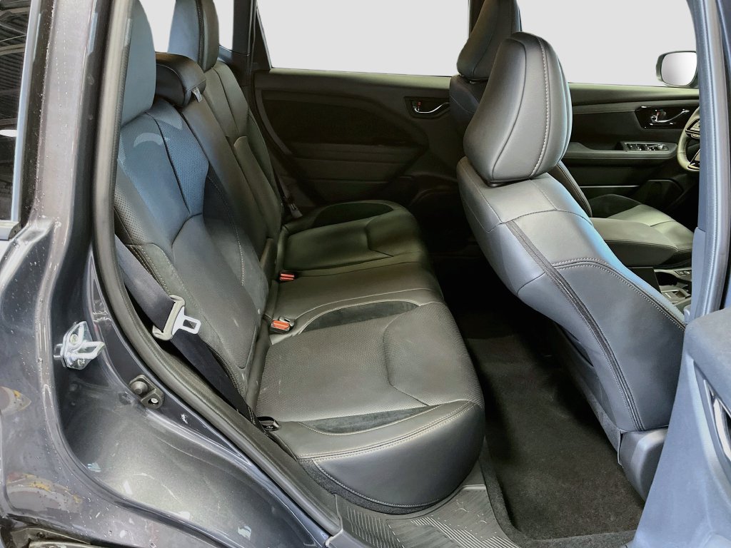 Used 2025 Subaru Forester Touring AWD/4WD image 29