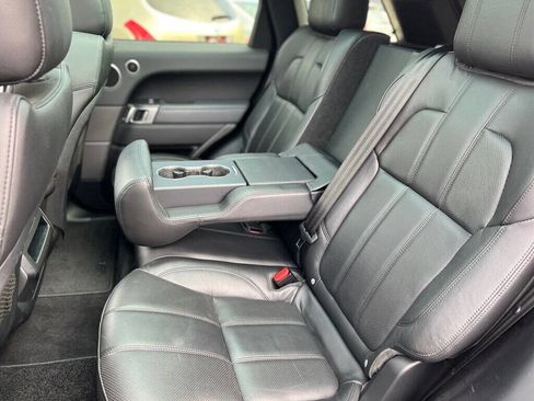 Used 2015 Land Rover Range Rover Sport SE image 23