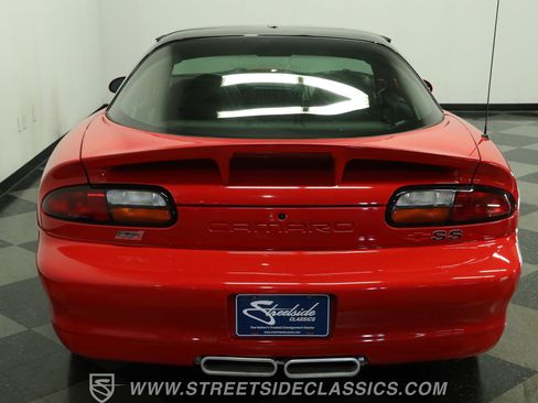 Used 2002 Chevrolet Camaro Z28 w/ SS Performance/Appearance Pkg RWD image 9
