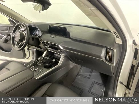 Certified 2026 MAZDA CX-90 3.3 Turbo w/ Select Package AWD/4WD image 32