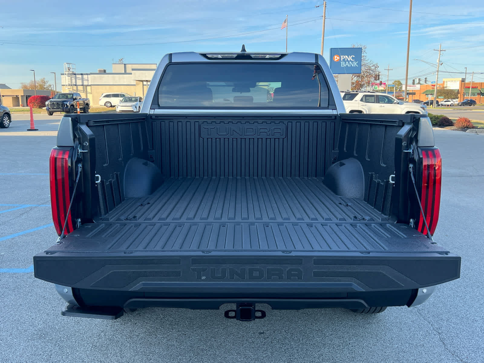 New 2026 Toyota Tundra SR5 w/ SR5 Convenience Package AWD/4WD image 10
