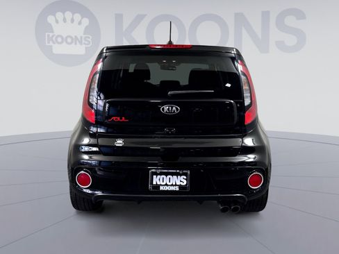 Used 2018 Kia Soul ! FWD image 5