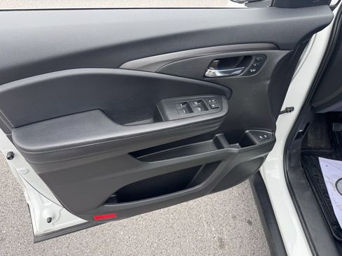 Certified 2022 Honda Pilot Special Edition image 16