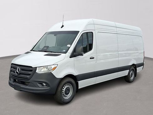 Used 2026 Mercedes-Benz Sprinter 2500 image 1