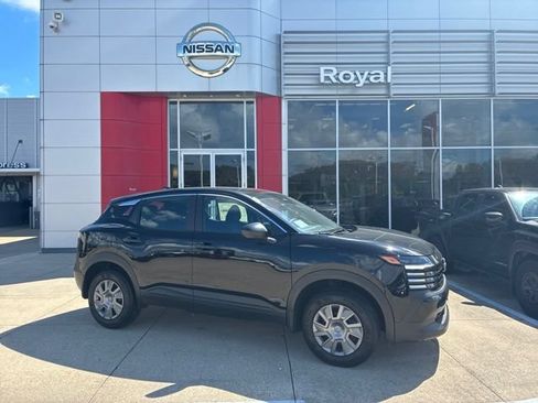 Used 2026 Nissan Kicks S FWD image 1