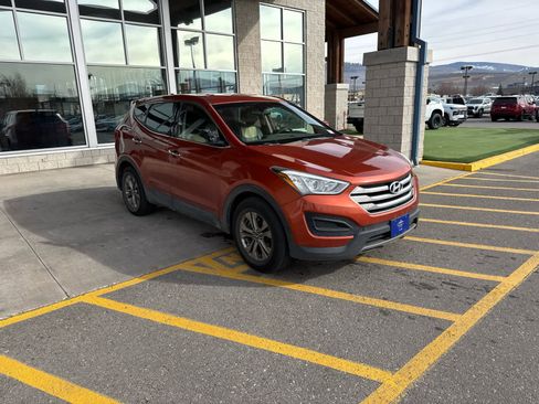Used 2014 Hyundai Santa Fe Sport image 3