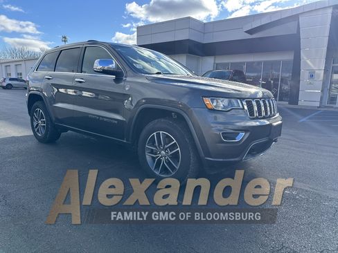 Used 2018 Jeep Grand Cherokee Limited image 1