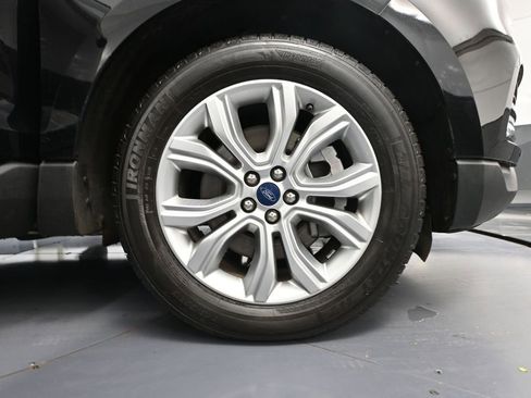 Used 2022 Ford Edge Titanium w/ Equipment Group 301A AWD/4WD image 16