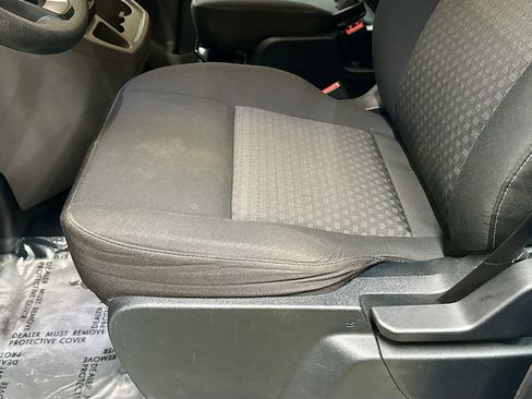 Used 2022 Ford Transit 350 XLT image 21