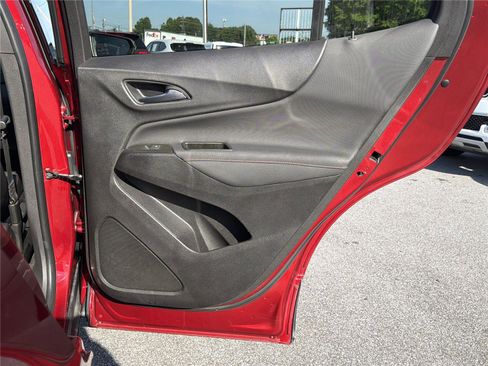 Used 2024 Chevrolet Equinox RS w/ RS Leather Package FWD image 15