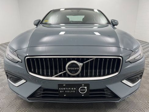 Used 2023 Volvo S60 B5 Ultimate w/ Climate Package image 3