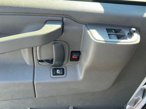 Used 2022 Chevrolet Express 2500 w/ Driver Convenience Package image 24
