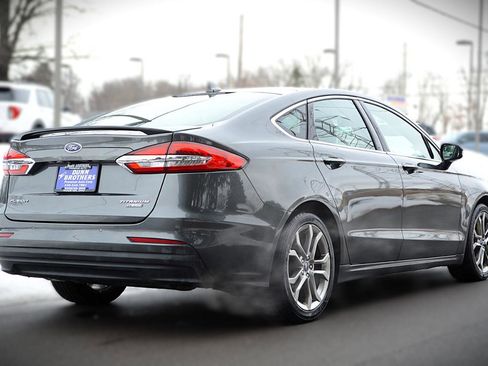 Used 2020 Ford Fusion Titanium image 5
