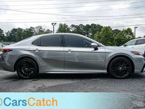 Used 2023 Toyota Camry XSE FWD image 11
