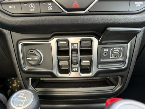 New 2025 Jeep Wrangler Sport S image 17