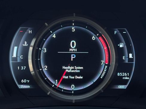 Used 2017 Lexus IS 200t F Sport w/ F Sport Package RWD image 11