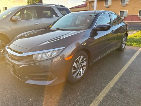 Used 2016 Honda Civic EX image 7