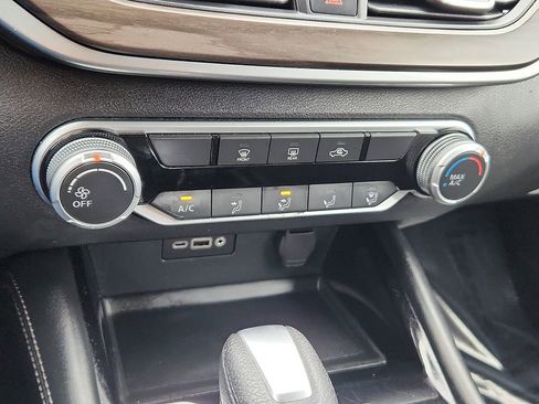 Certified 2023 Nissan Altima 2.5 SV image 16