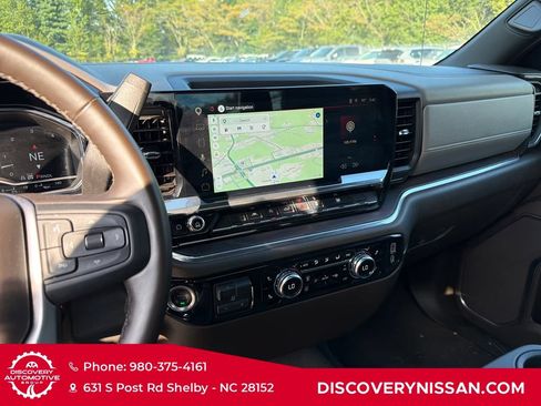 Used 2025 GMC Sierra 1500 SLT AWD/4WD image 14