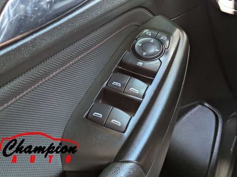 Used 2021 Chevrolet TrailBlazer RS w/ Technology Package FWD image 26