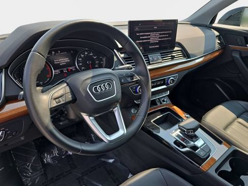Used 2023 Audi Q5 Premium w/ Convenience Package AWD/4WD image 19