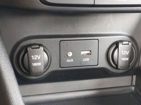 Used 2019 Hyundai Accent SE FWD image 19