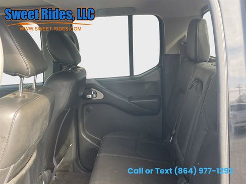 Used 2017 Nissan Frontier PRO-4X w/ Pro-4x Luxury Package image 10