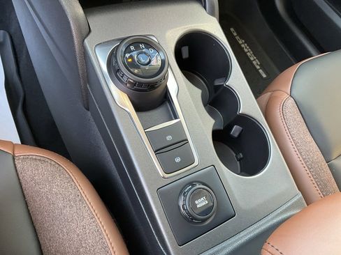 Used 2025 Ford Bronco Sport Outer Banks w/ Outer Banks Tech Package+ image 10