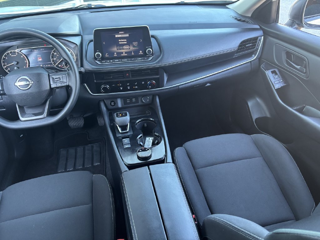 Used 2025 Nissan Rogue S AWD/4WD image 21